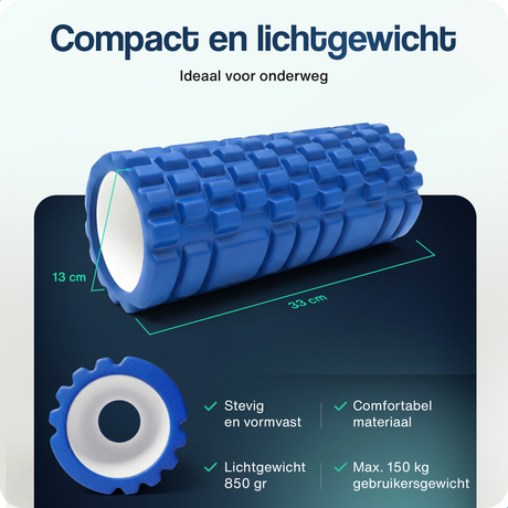 Blauwe schuimroller 33 cm met noppenstructuur en afmetingen 13 cm